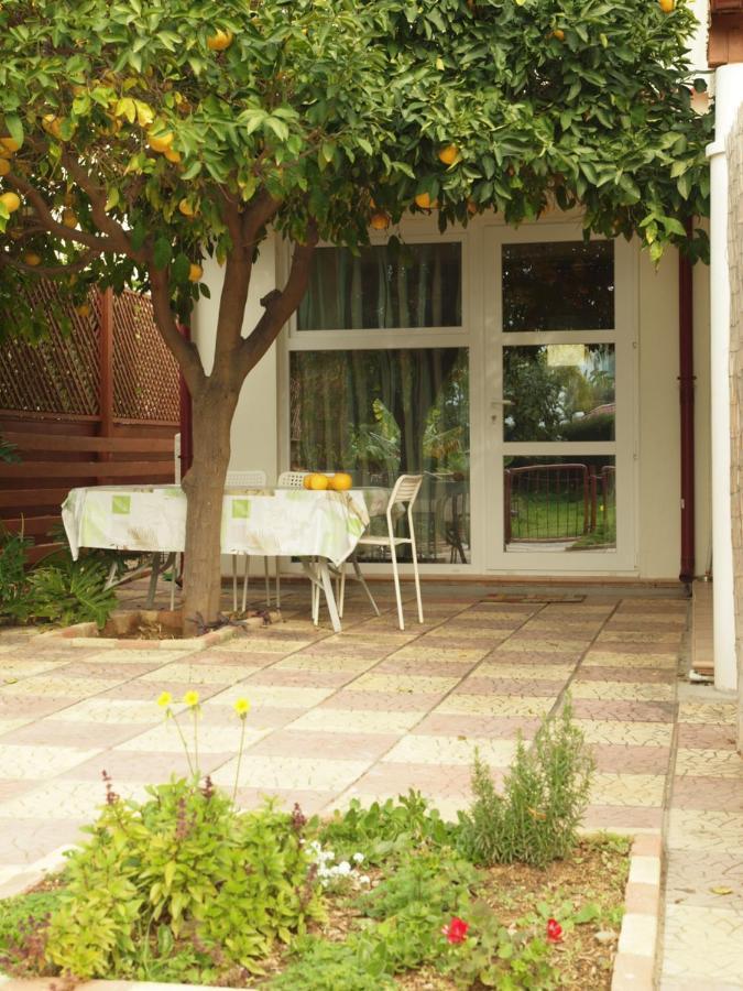 Hotel Moon-Light Studio Larnaca Zewnętrze zdjęcie